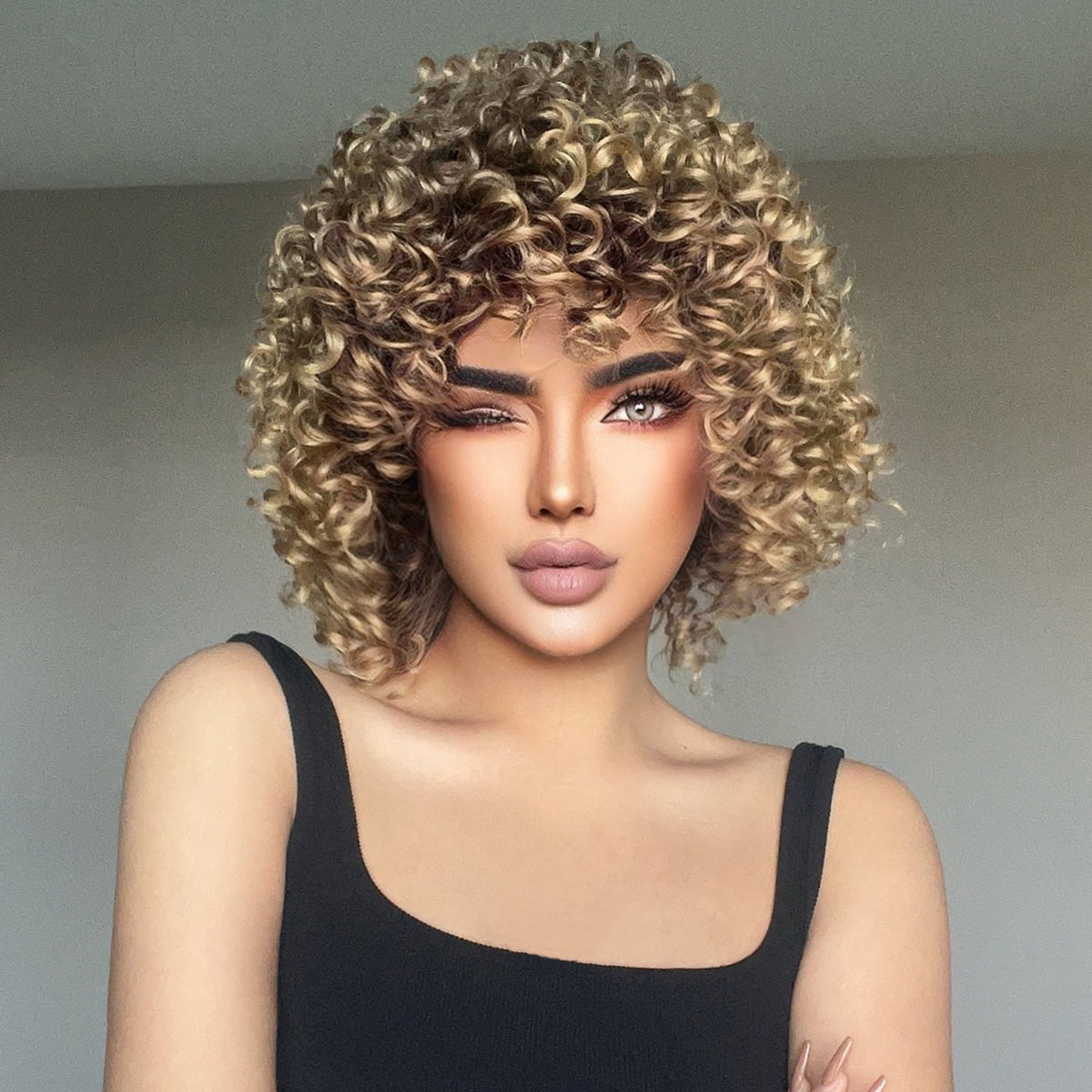 【Seren】Loxology | 14 Inch Short Curly Blonde Wigs Synthetic Wigs for Women & Girls